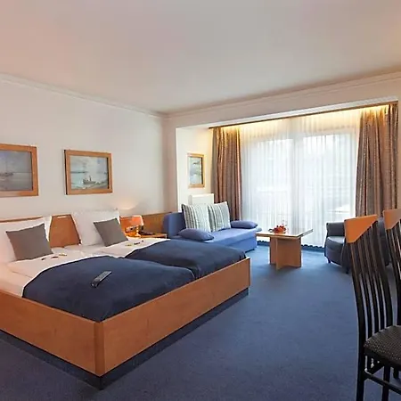 מלון Celina Niederrheinischer Hof 3*