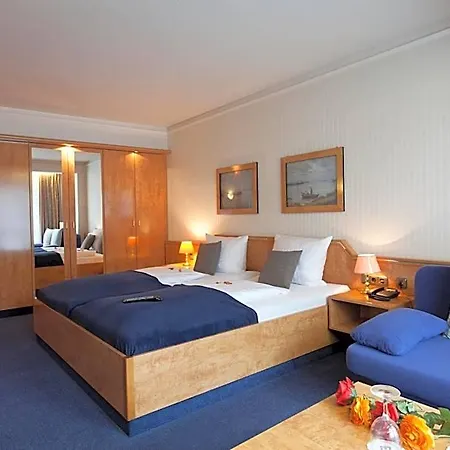 Celina Niederrheinischer Hof 3*