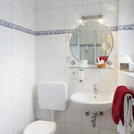 Celina Niederrheinischer Hof Hotel Krefeld