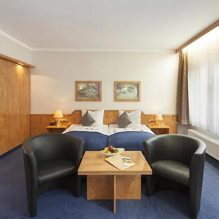 Celina Niederrheinischer Hof Otel 3*