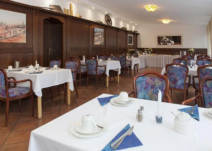 Celina Niederrheinischer Hof