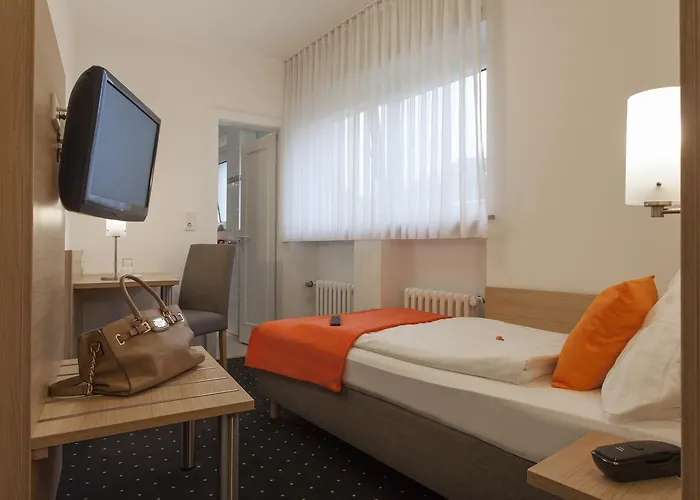 Celina Niederrheinischer Hof 3* Krefeld